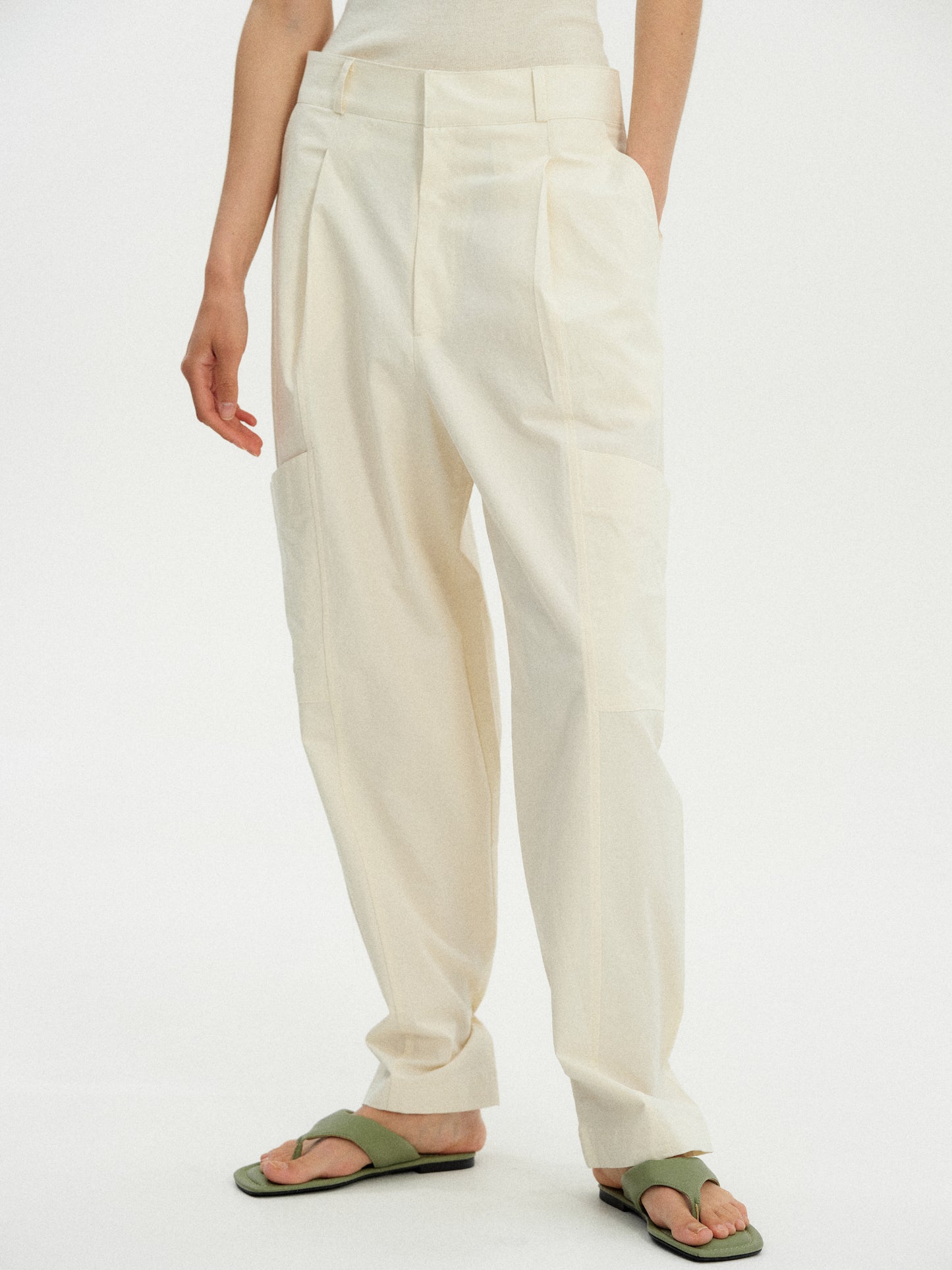 Low Pocket Toggle Trousers, Cream