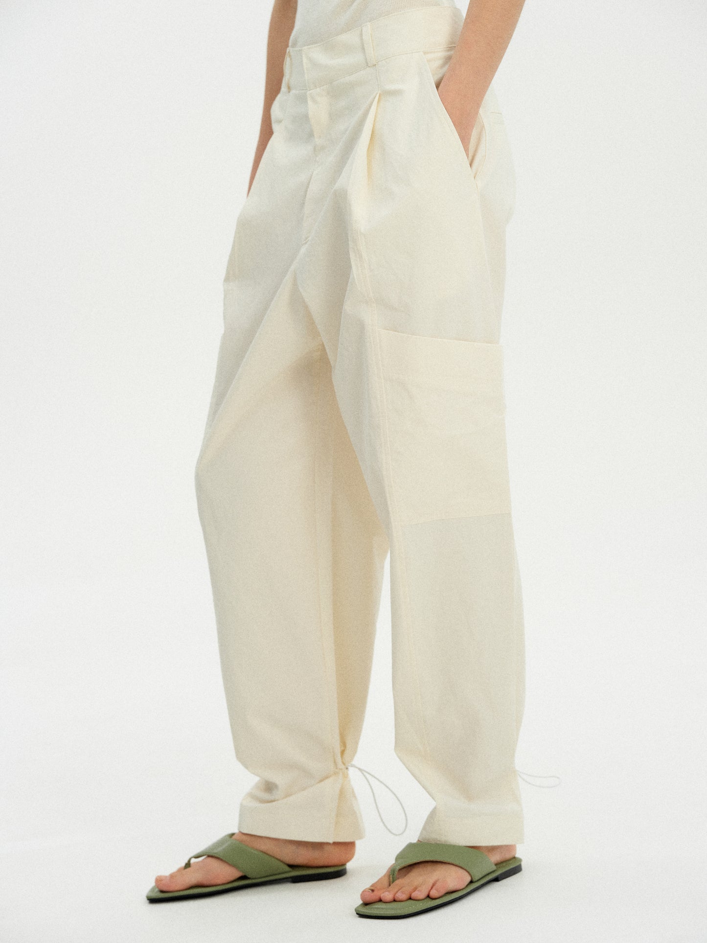 Low Pocket Toggle Trousers, Cream