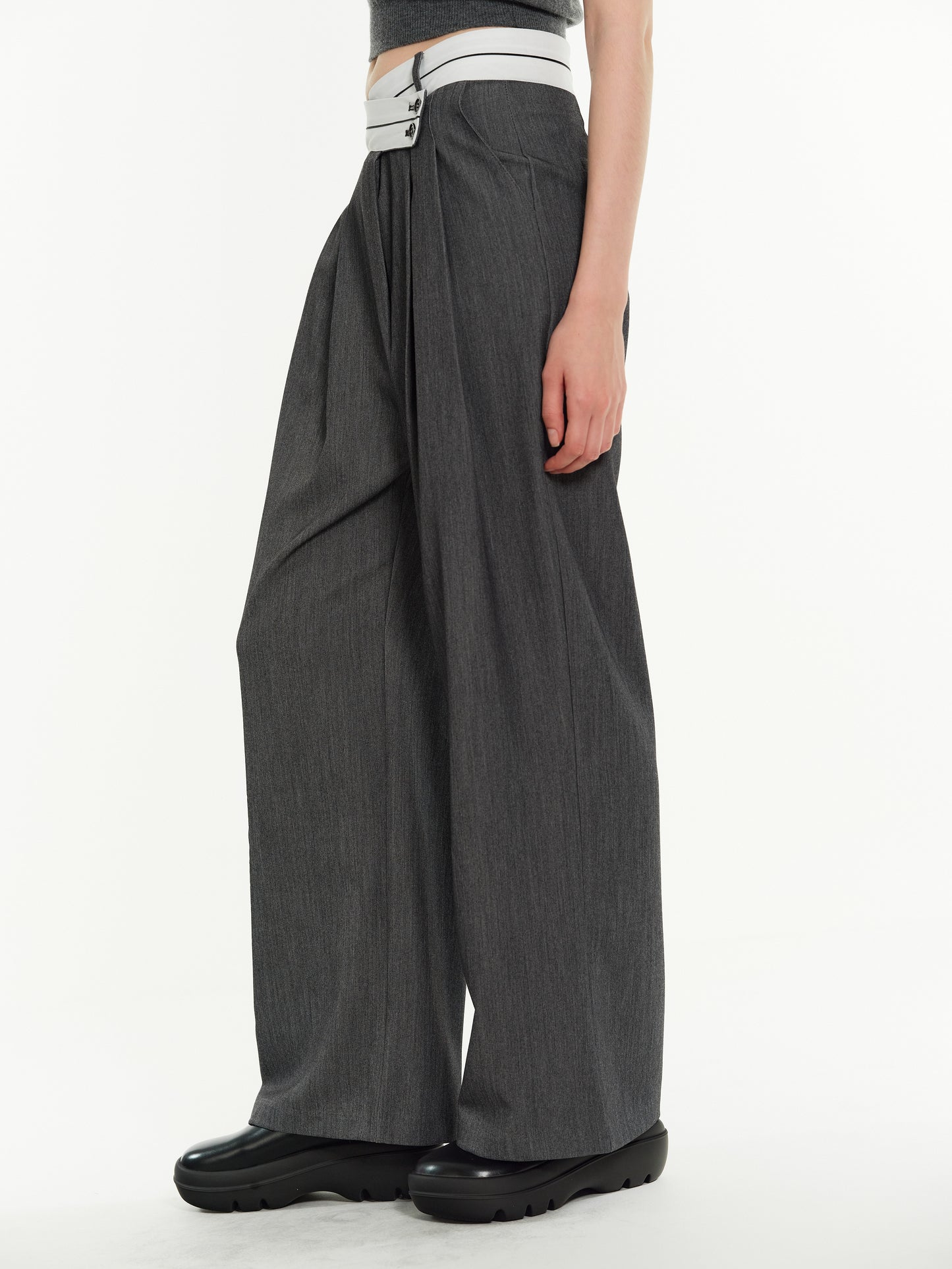 Criss Cross Reverse Trouser, Charcoal – SourceUnknown