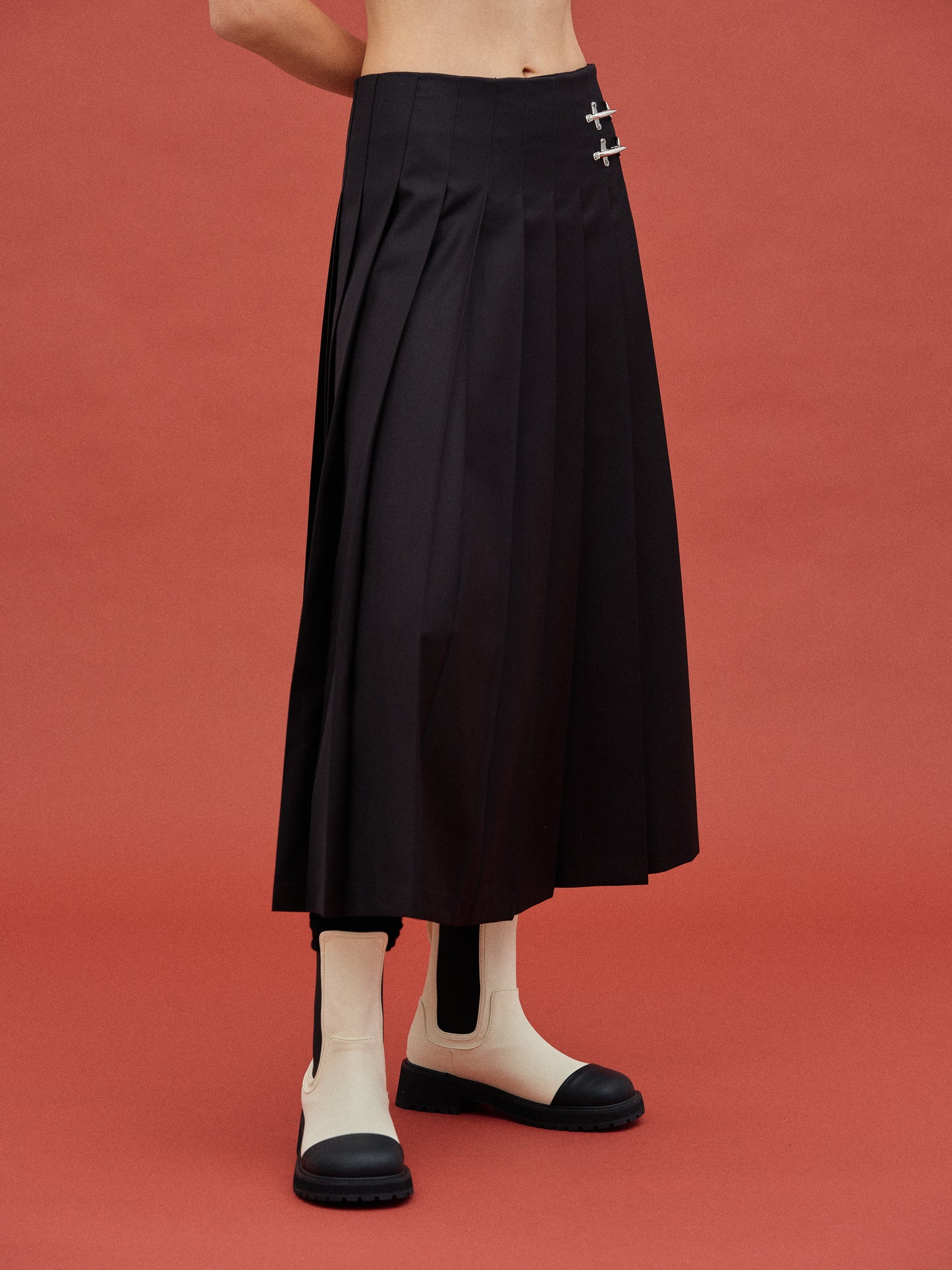 Box Pleated Skirt, Black