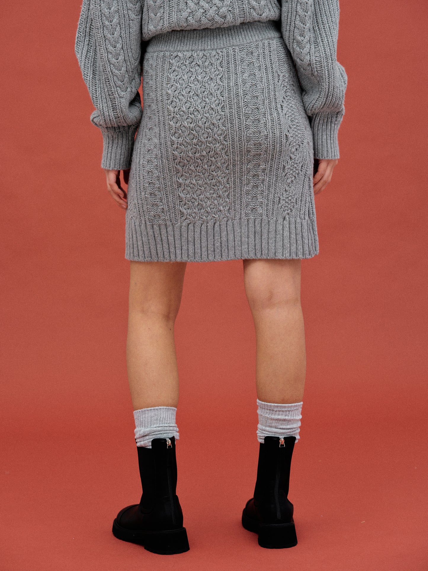 Curved Cable Knit Skirt, Grey