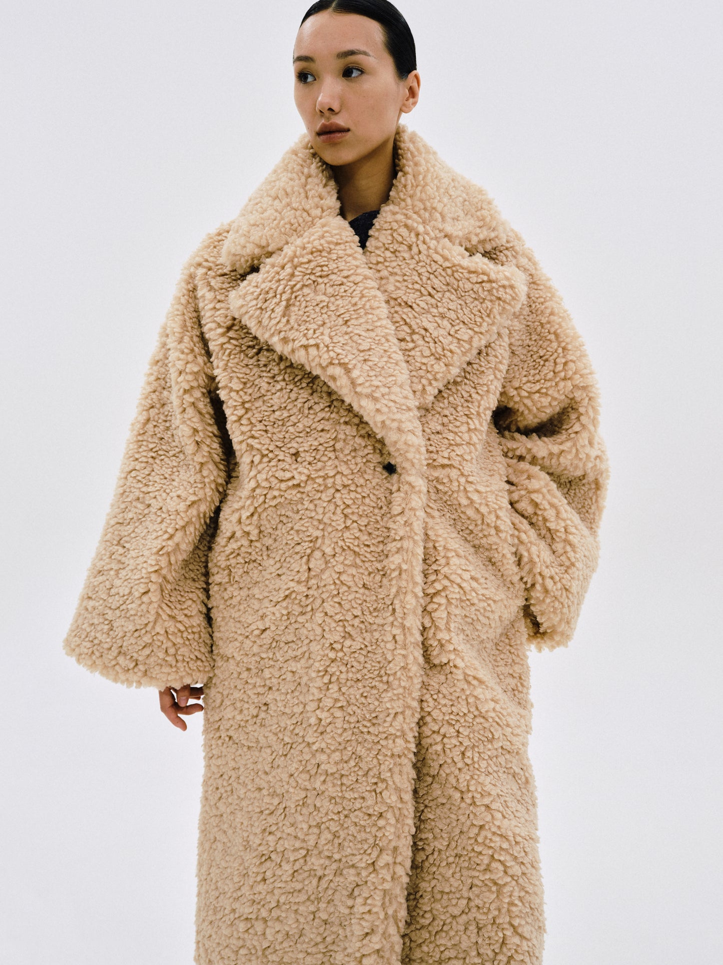 Oversized Sherpa Coat, Beige