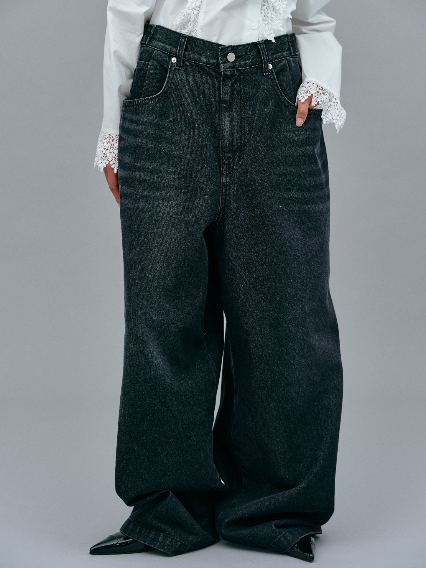 Exaggerated Wide-Leg Jeans, Black – SourceUnknown