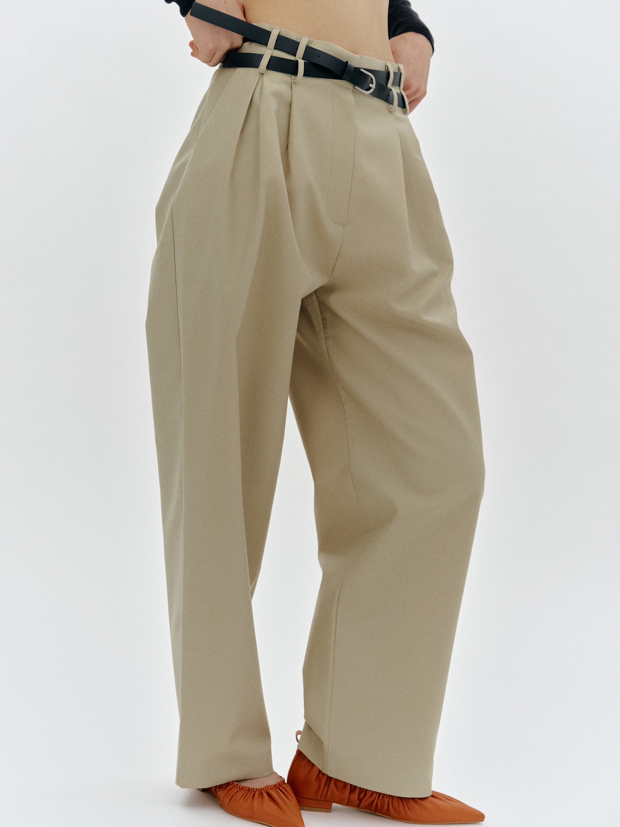 Double Belt Loop Trousers, Beige – SourceUnknown