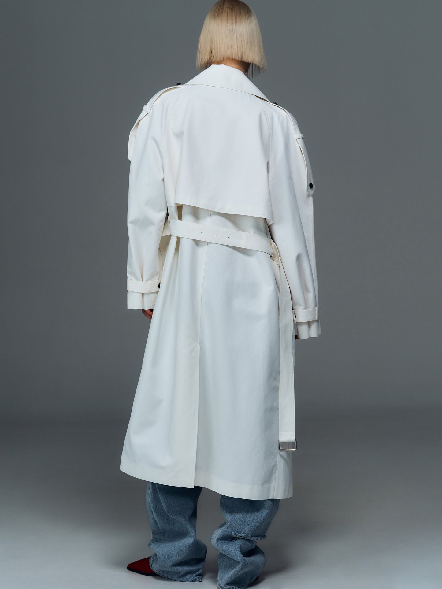 Classic Trench Coat, White