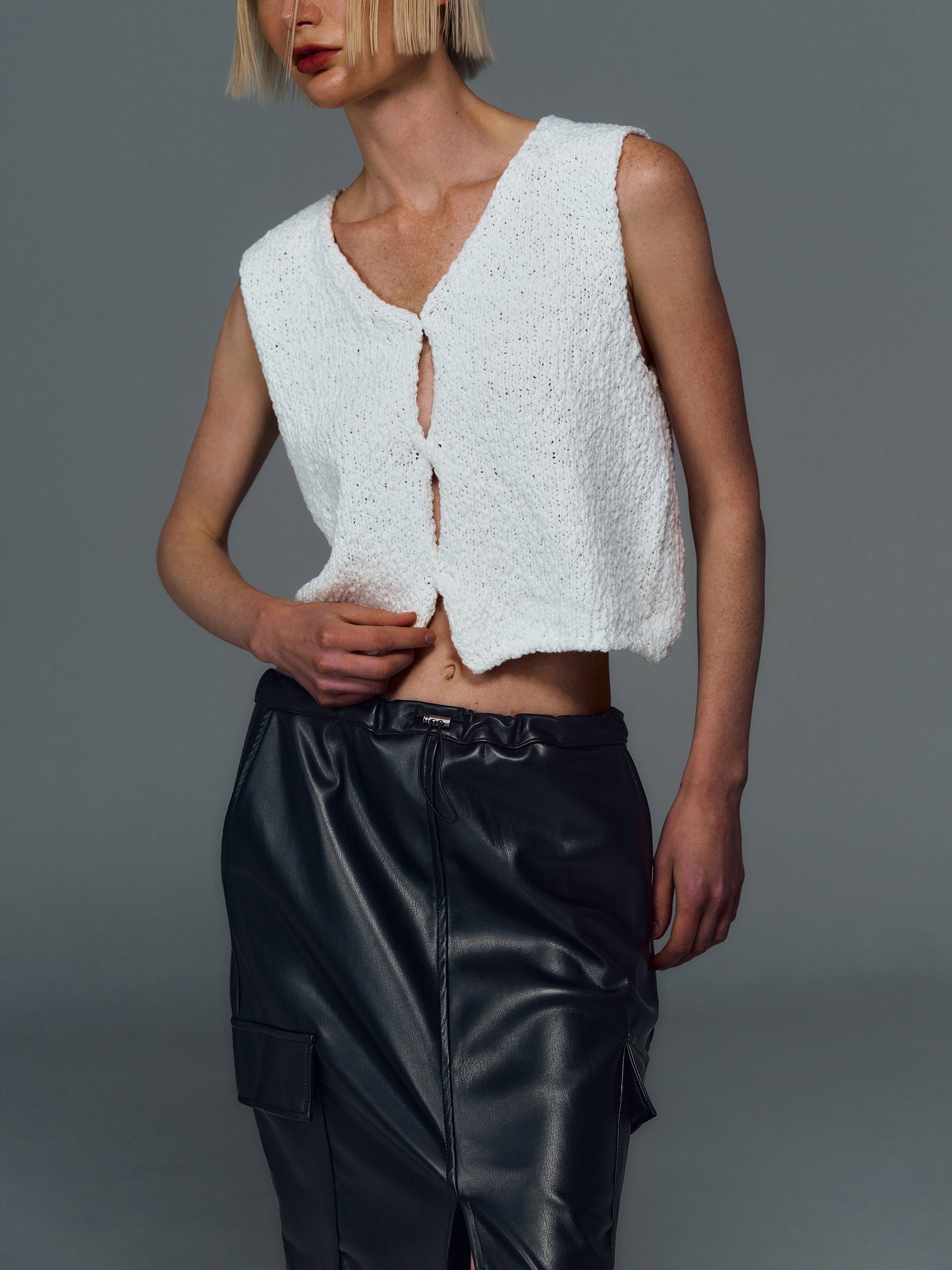 Cut-Out Cotton Knit Vest, White