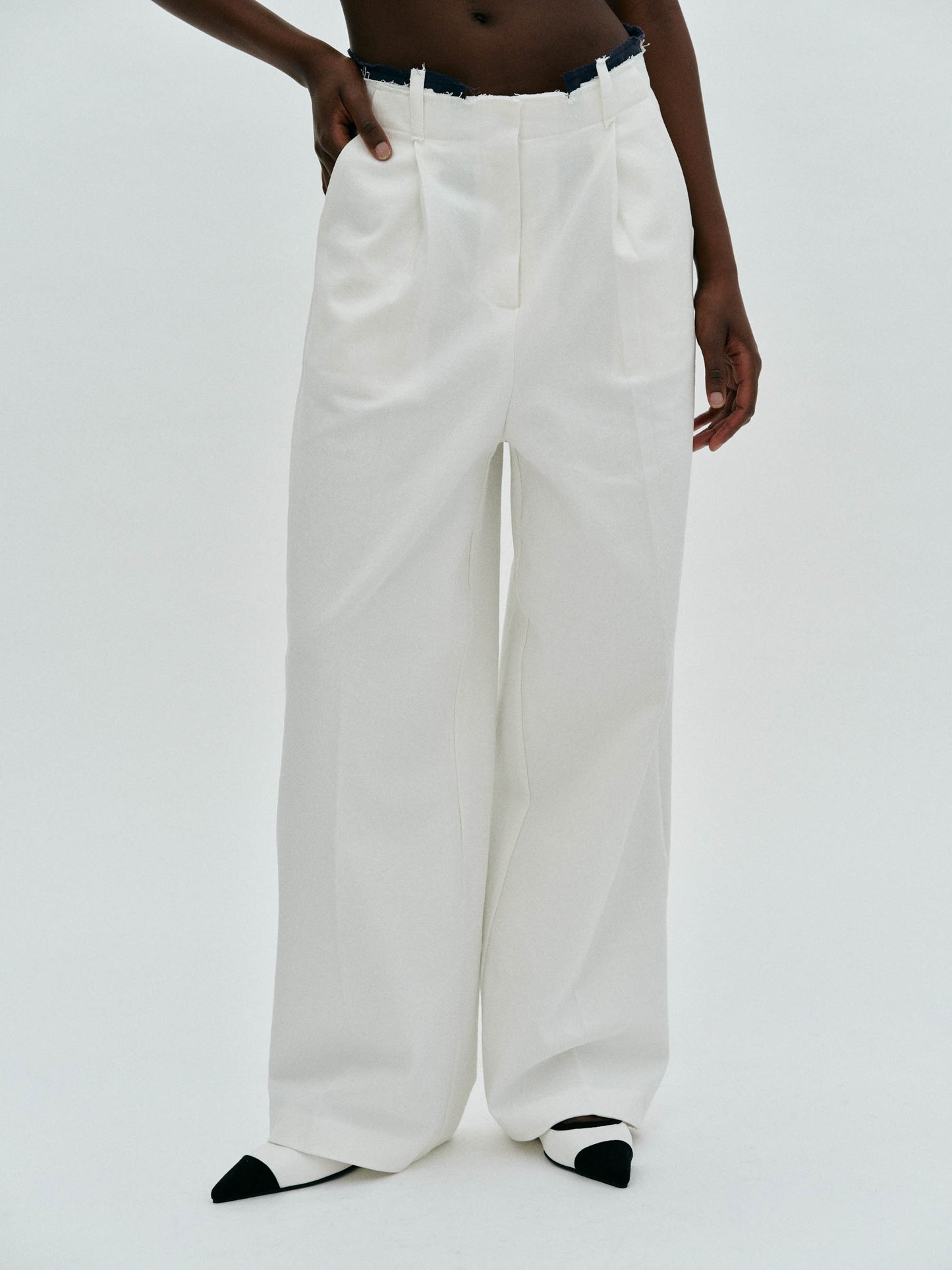 Contrast Raw Waist Pants, White