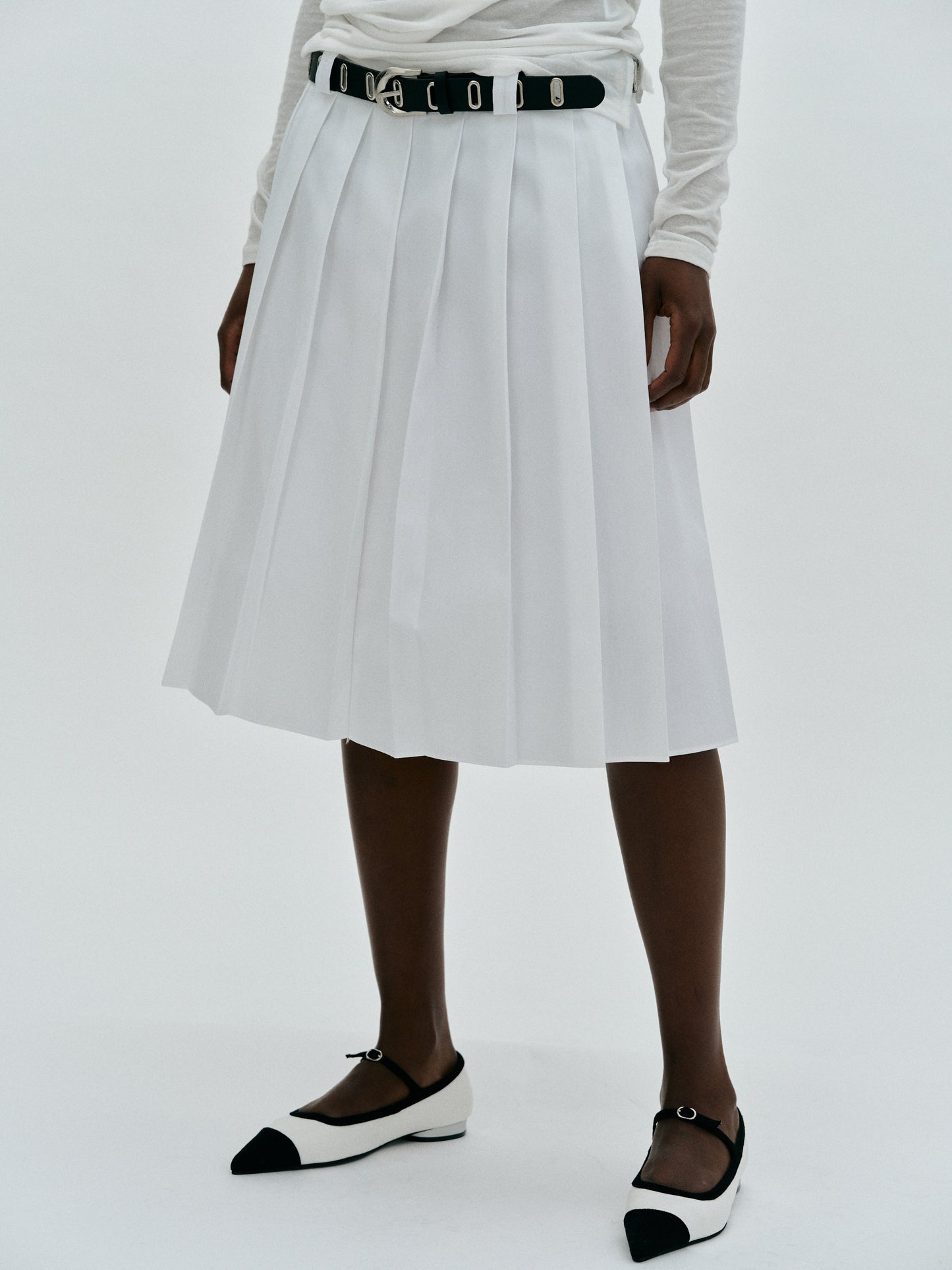 Low Rise Pleated Skirt, White